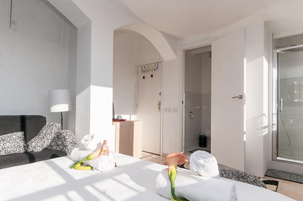 The Sky Dome Apartment Barcelona Ruang foto