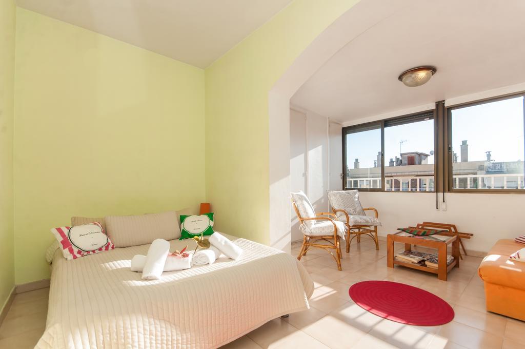 The Sky Dome Apartment Barcelona Ruang foto