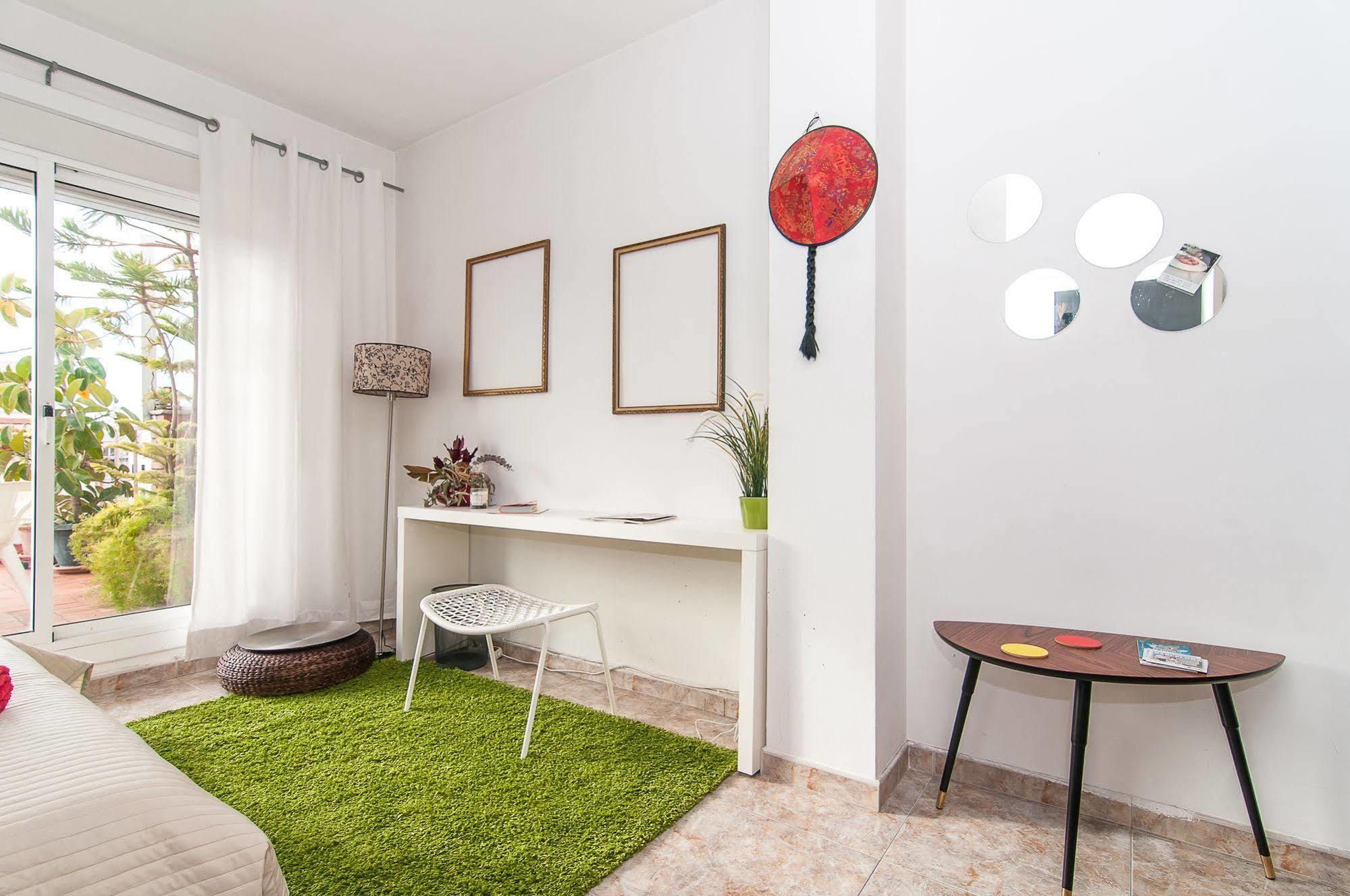 The Sky Dome Apartment Barcelona Bagian luar foto