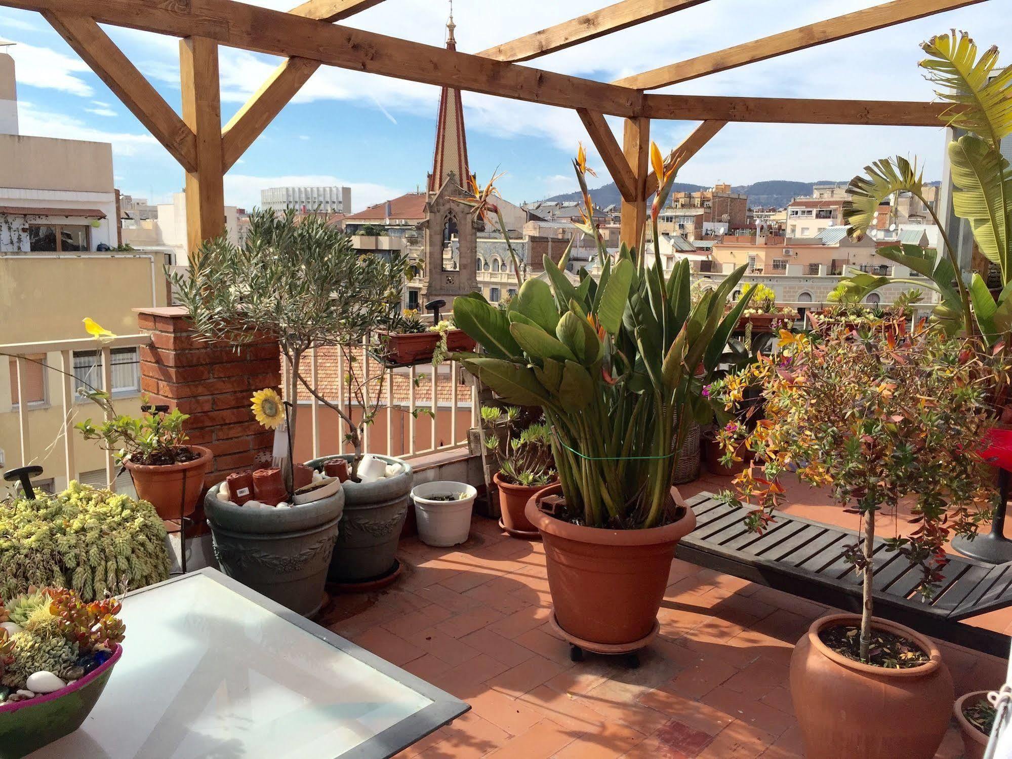 The Sky Dome Apartment Barcelona Bagian luar foto
