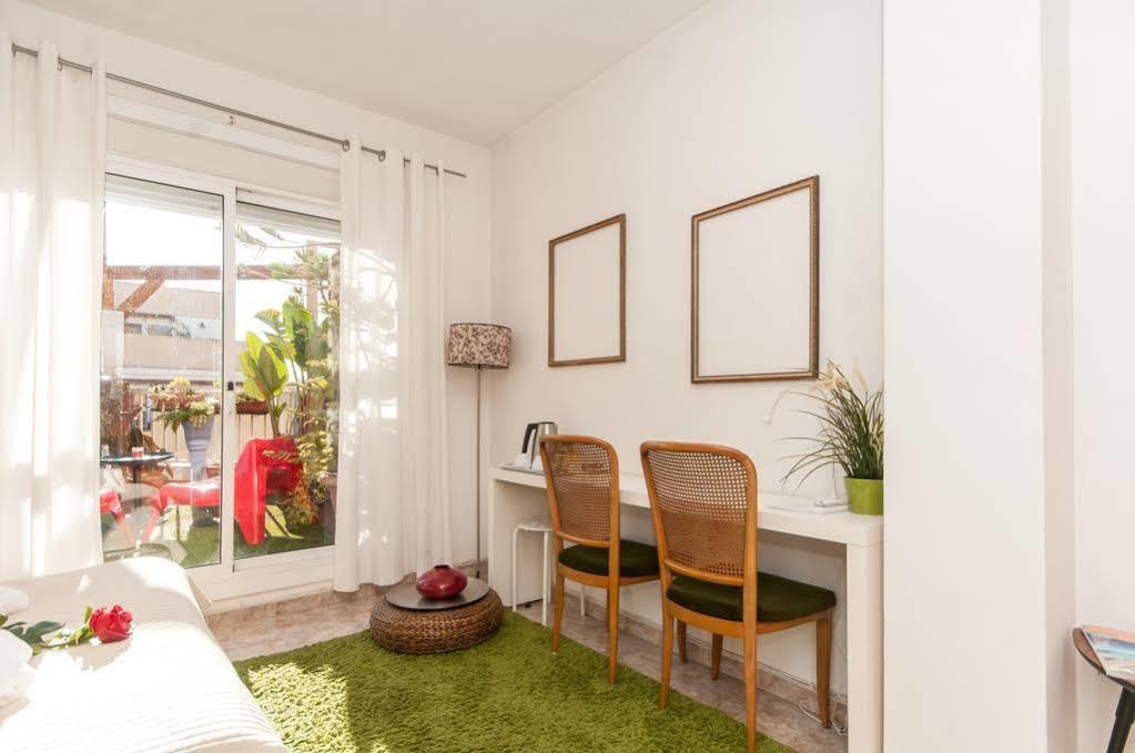 The Sky Dome Apartment Barcelona Bagian luar foto